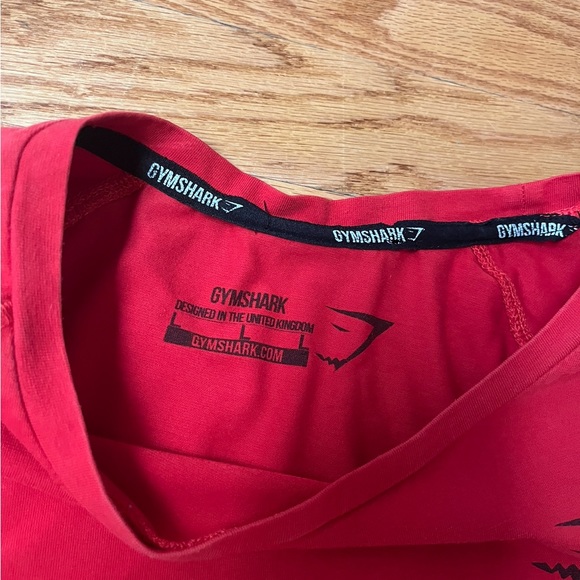Red Gymshark tshirt size - L - Picture 2 of 2
